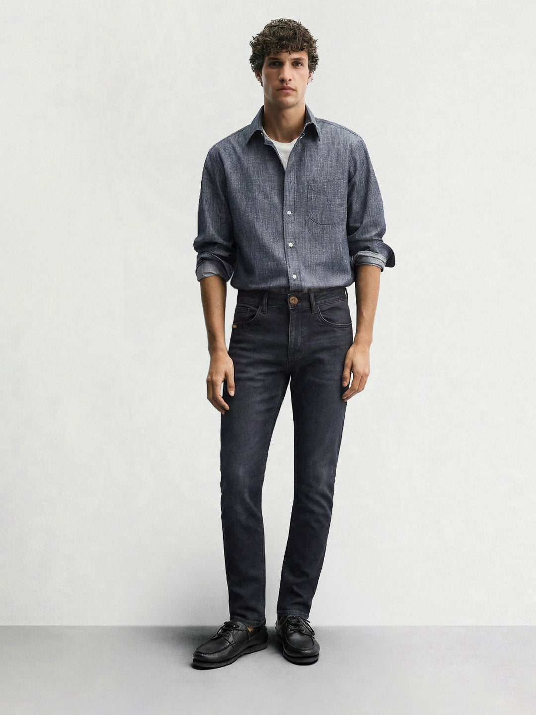 Men's Blue Slim Fit Solid Casual Jeans