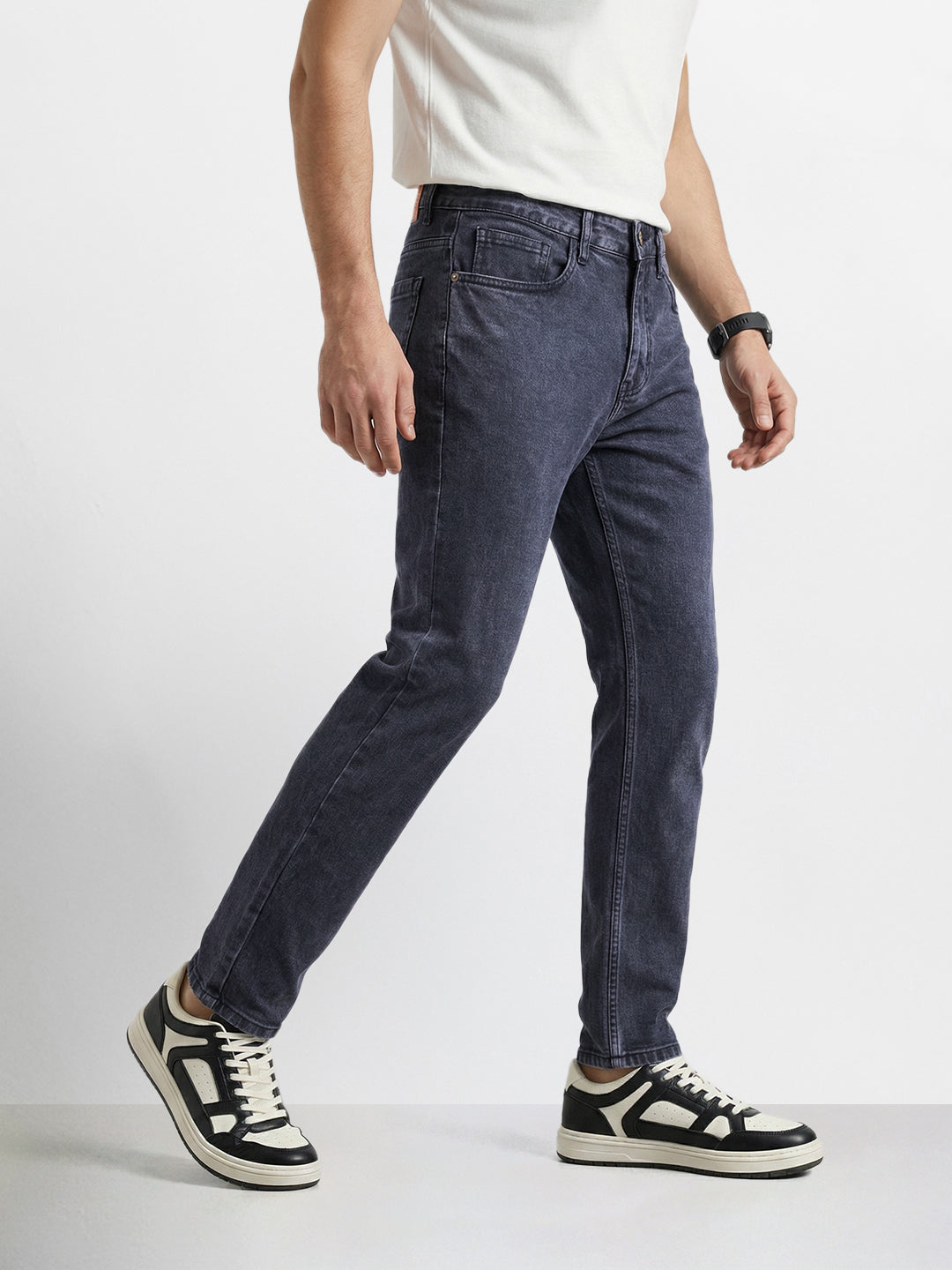 Men's Black Slim Fit Solid Casual Jeans