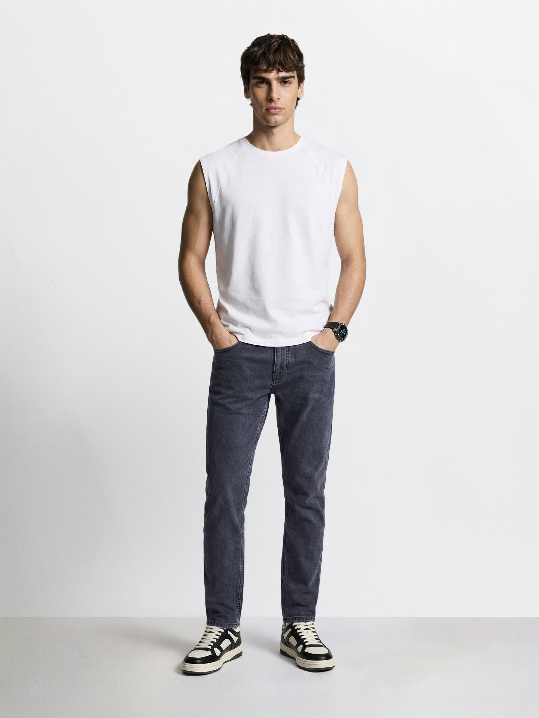 Men's Black Slim Fit Solid Casual Jeans