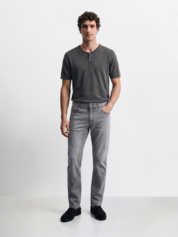 Men's Grey Slim Fit Solid Casual Jeans