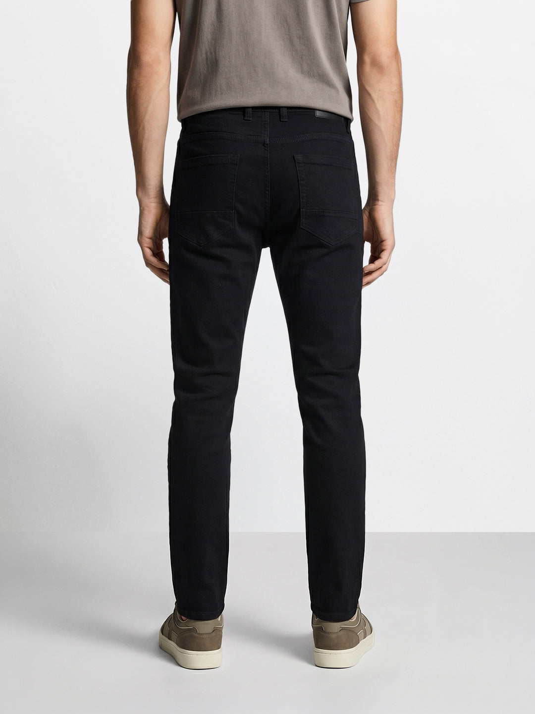 Men's Black Slim Fit Solid Casual Jeans