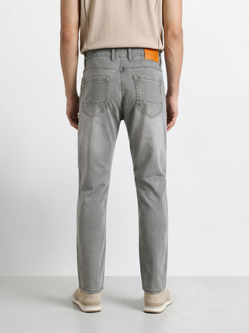 Men's Grey Slim Fit Solid Casual Jeans