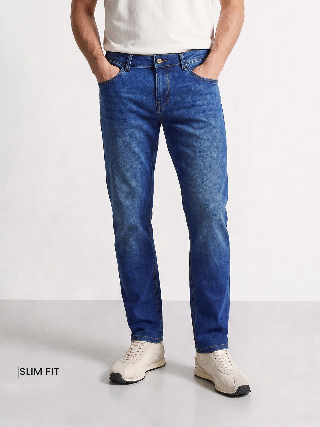 Men's Blue Slim Fit Solid Casual Jeans