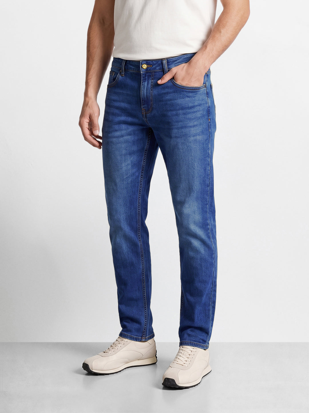 Men's Blue Slim Fit Solid Casual Jeans