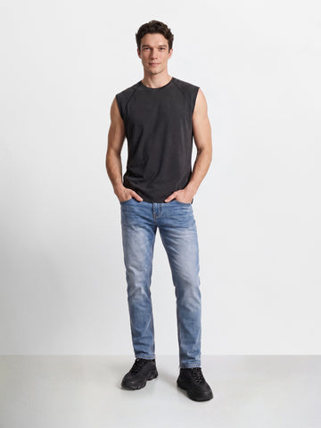 Men's Blue Slim Fit Solid Casual Jeans