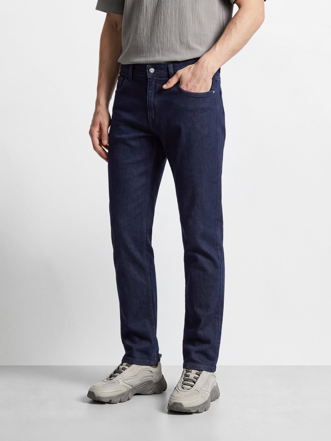 Men's Navy Blue Slim Fit Solid Casual Jeans