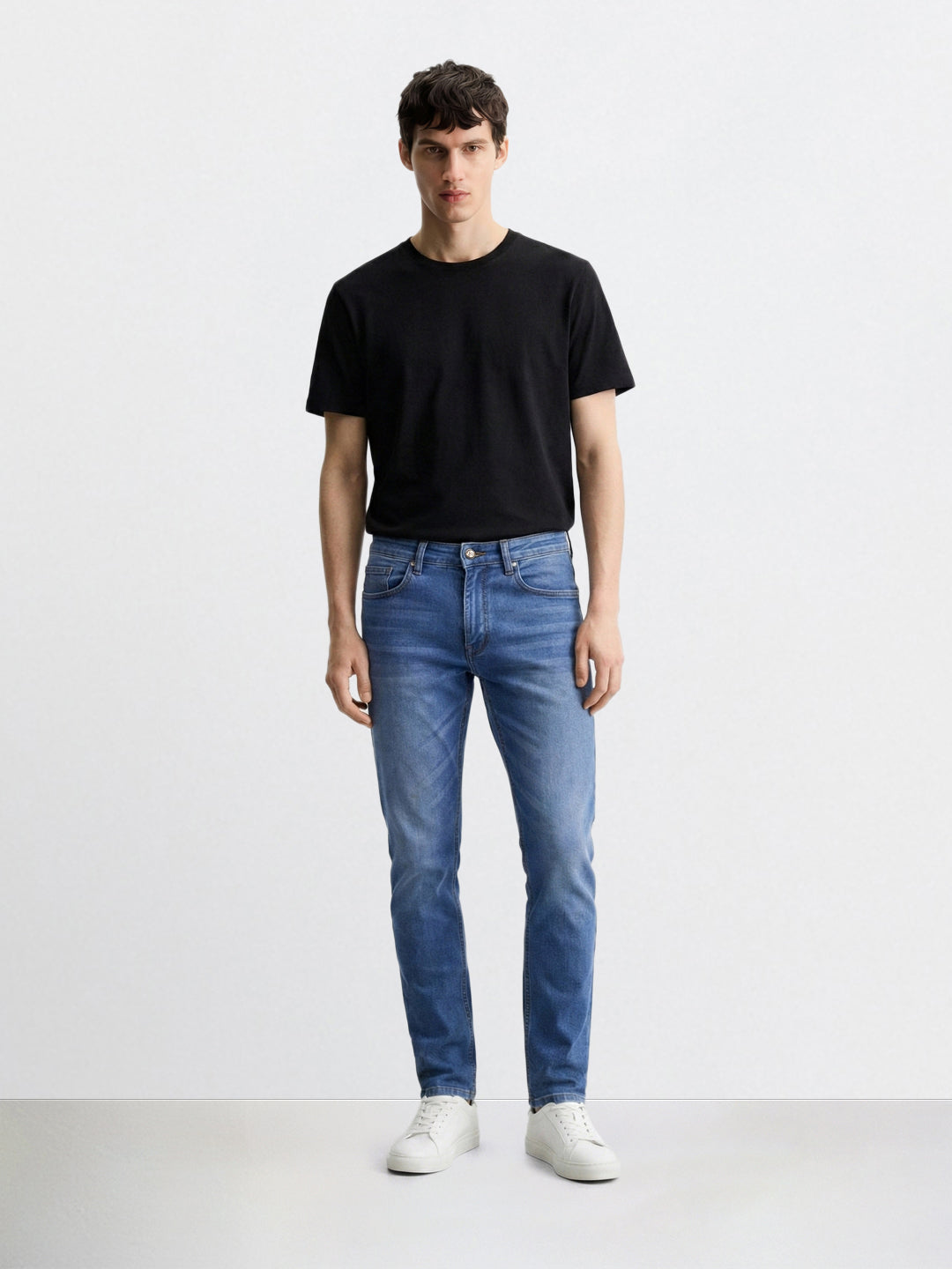 Men's Blue Slim Fit Casual Solid Jeans