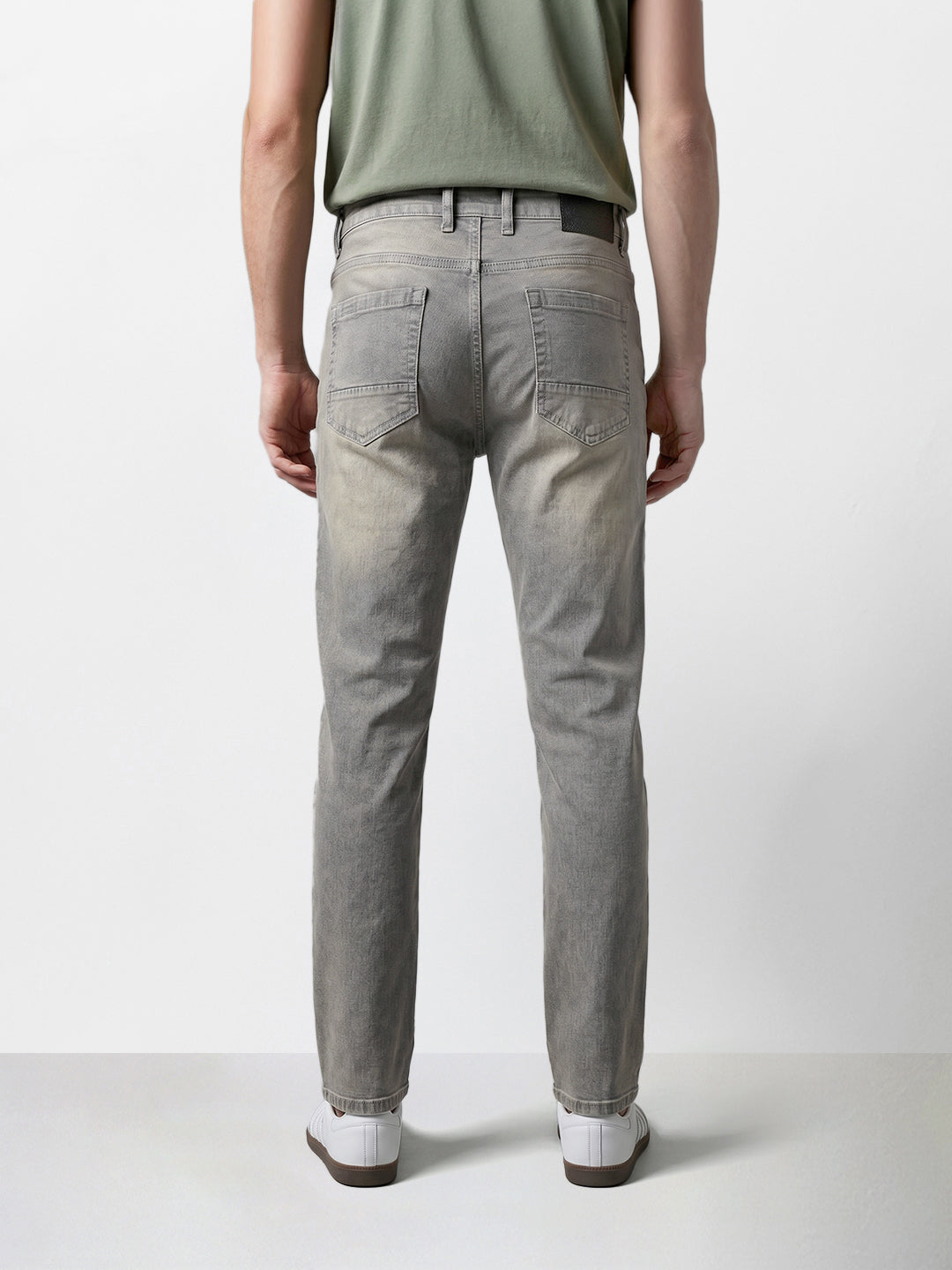 Men's Grey Slim Fit Solid Casual Jeans
