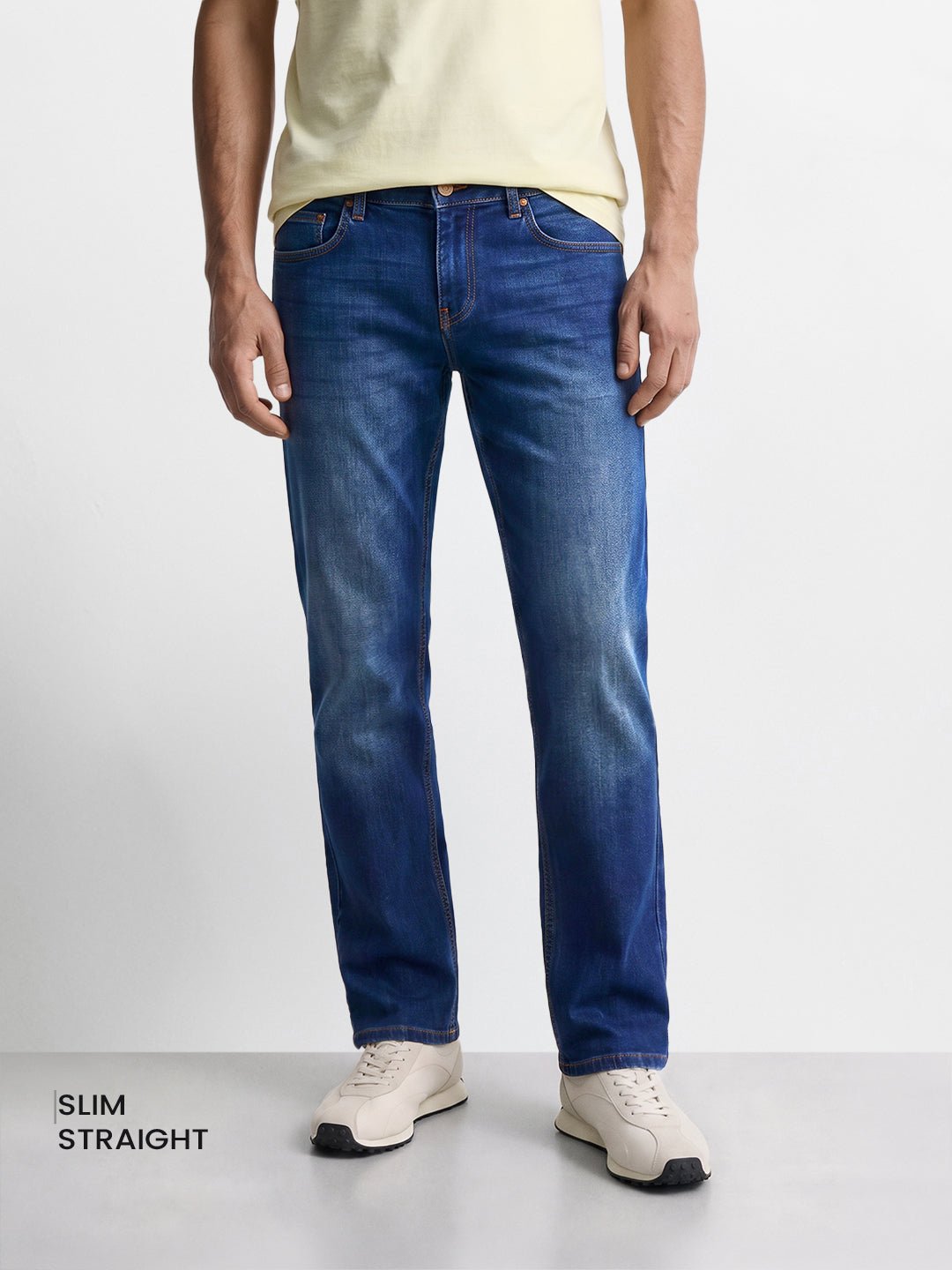 Men's Blue Slim Straight Fit Solid Casual Jeans