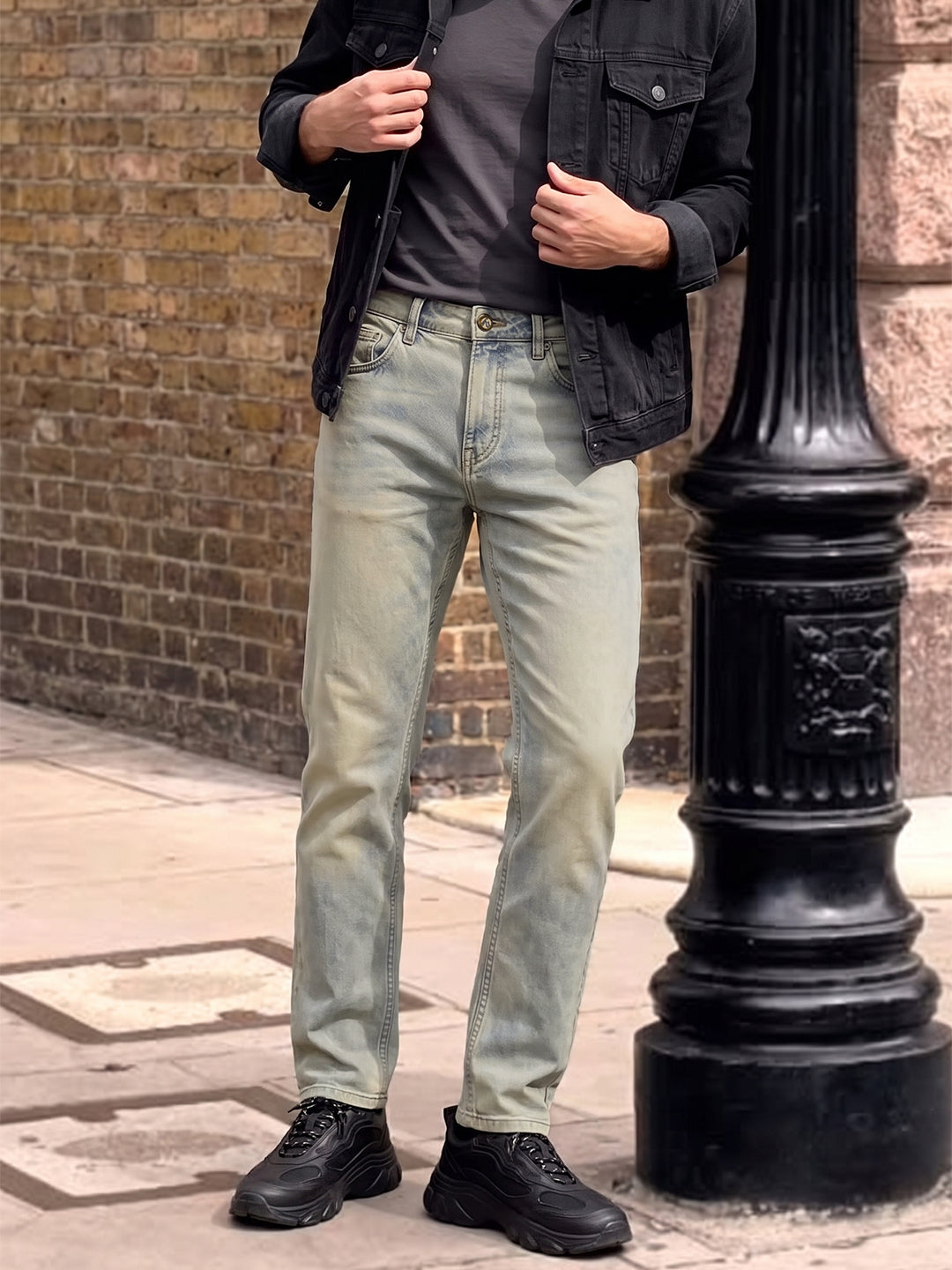 Men's Blue Slim Straight Fit Solid Casual Jeans