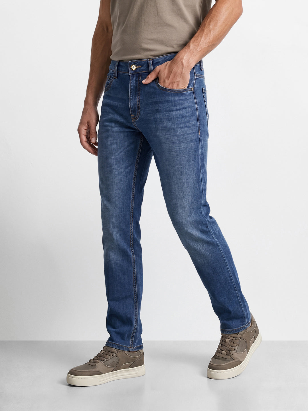 Men's Blue Slim Straight Fit Solid Casual Jeans