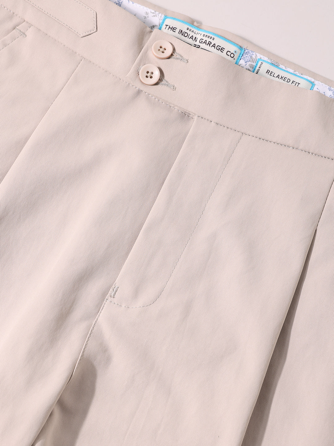 Men's Beige Relaxed Fit Utility Solid Trousers