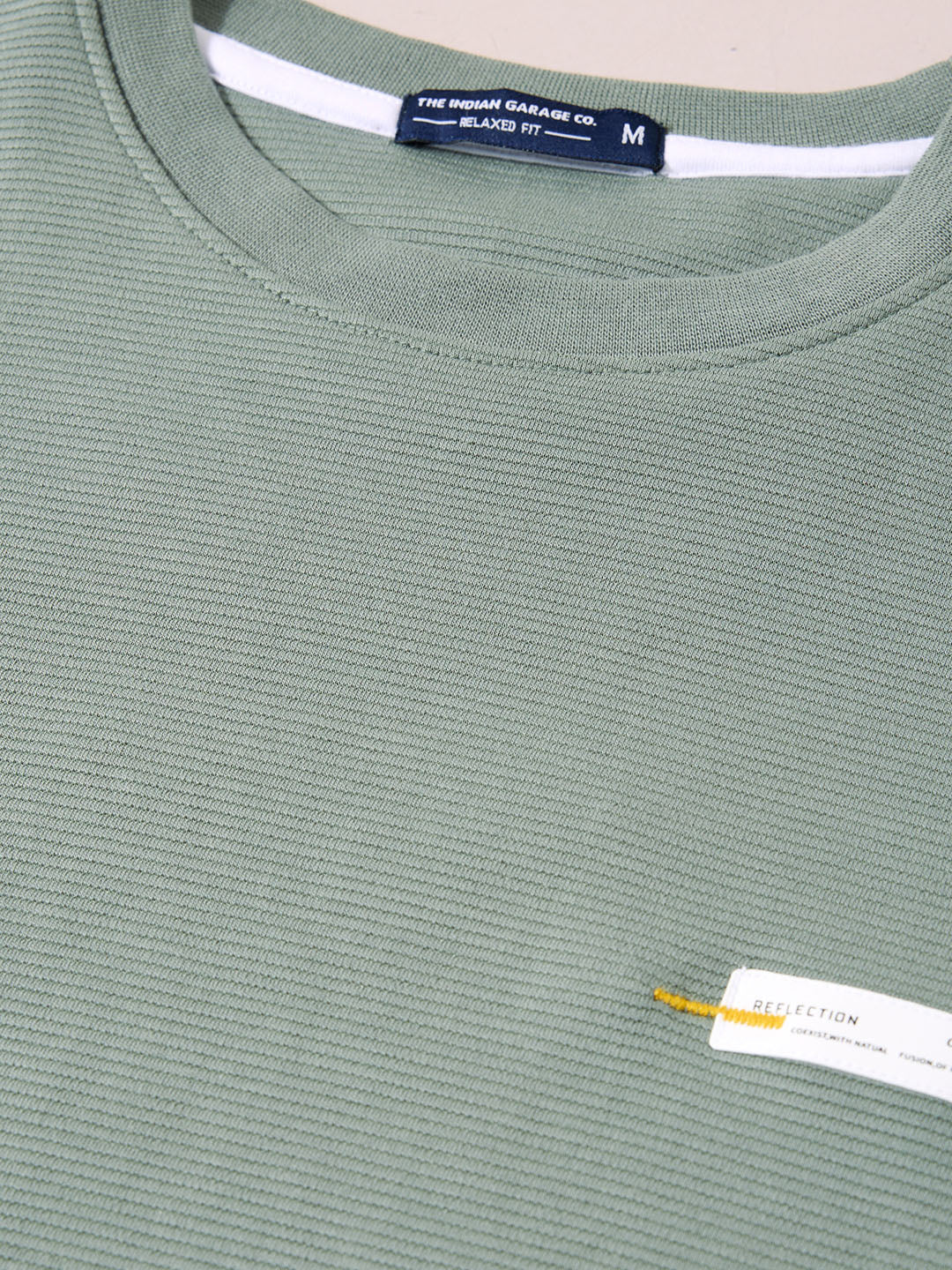 Men's Green Relaxed Fit Solid Casual T-Shirts