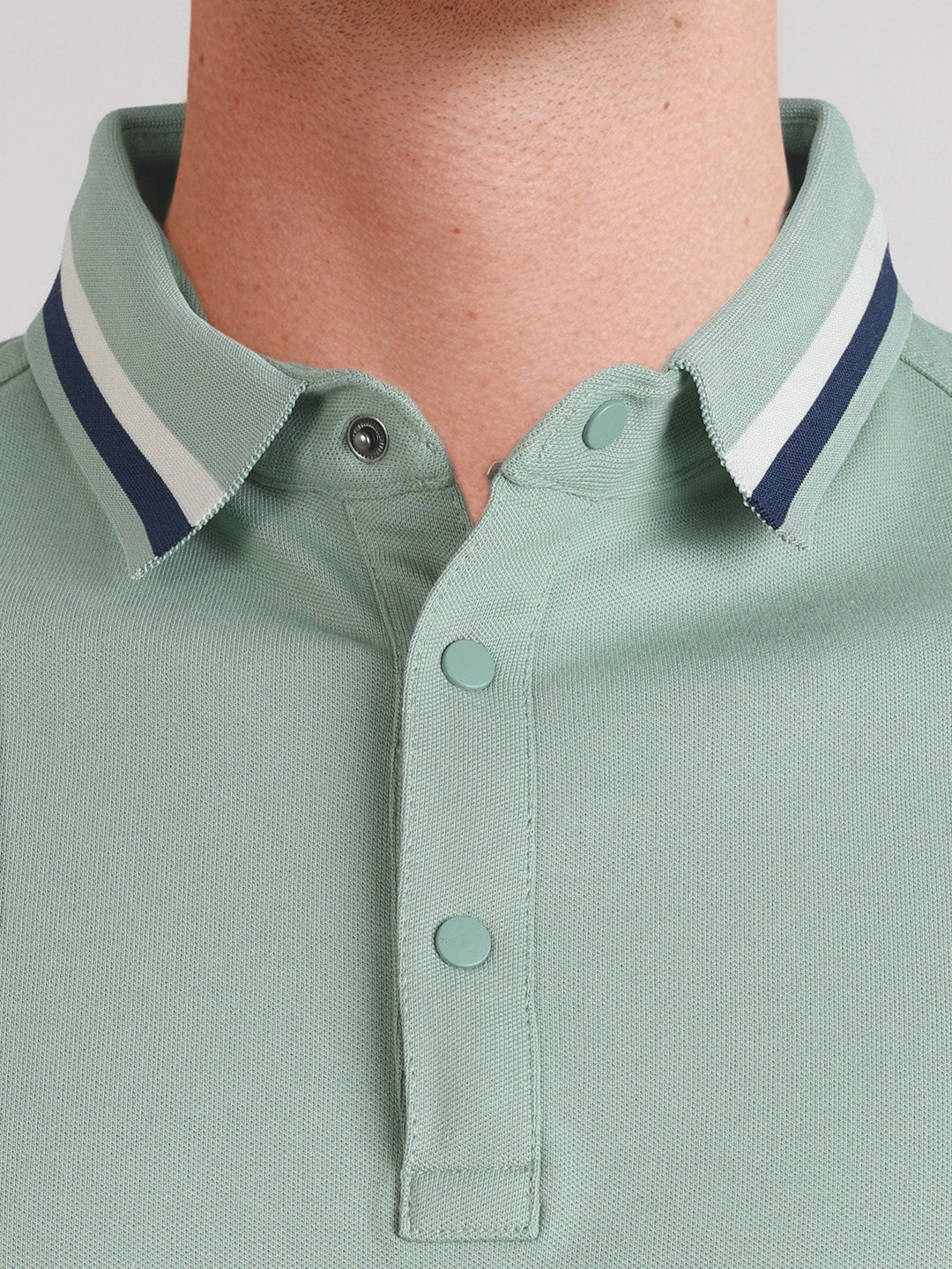 Men's Green Regular Fit Solid Casual Polo T-Shirts