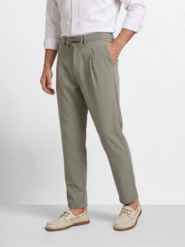 Men's Olive Regular Fit Solid Casual Trousers