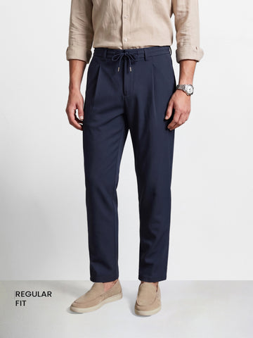 Men's Navy Blue Regular Fit Solid Casual Trousers