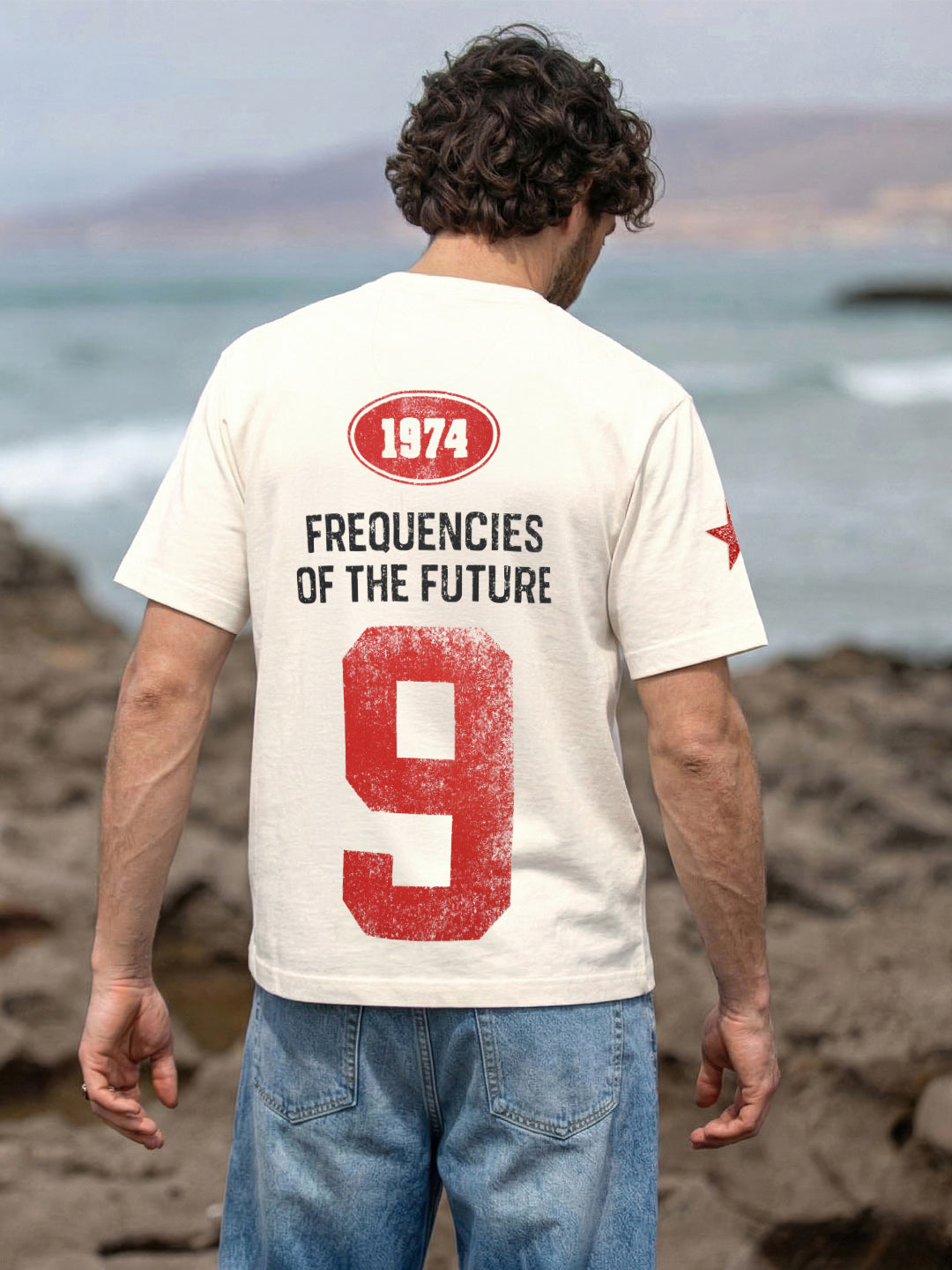 Men's Cream Relaxed Fit Solid Casual T-Shirt