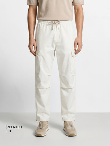 Men's White Relaxed Fit Solid Utility Cargo