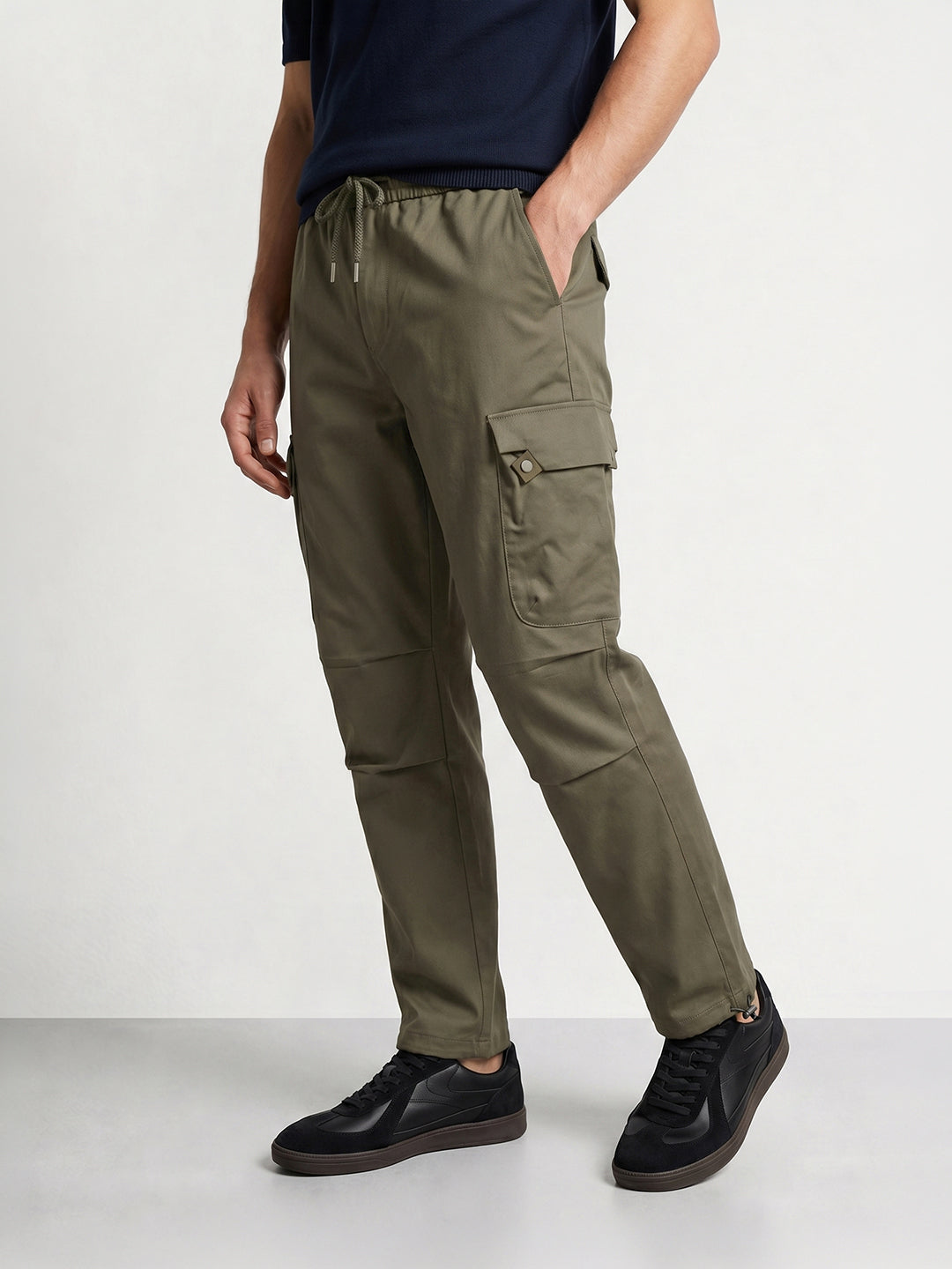 Men's Green Relaxed Fit Solid Utility Cargo