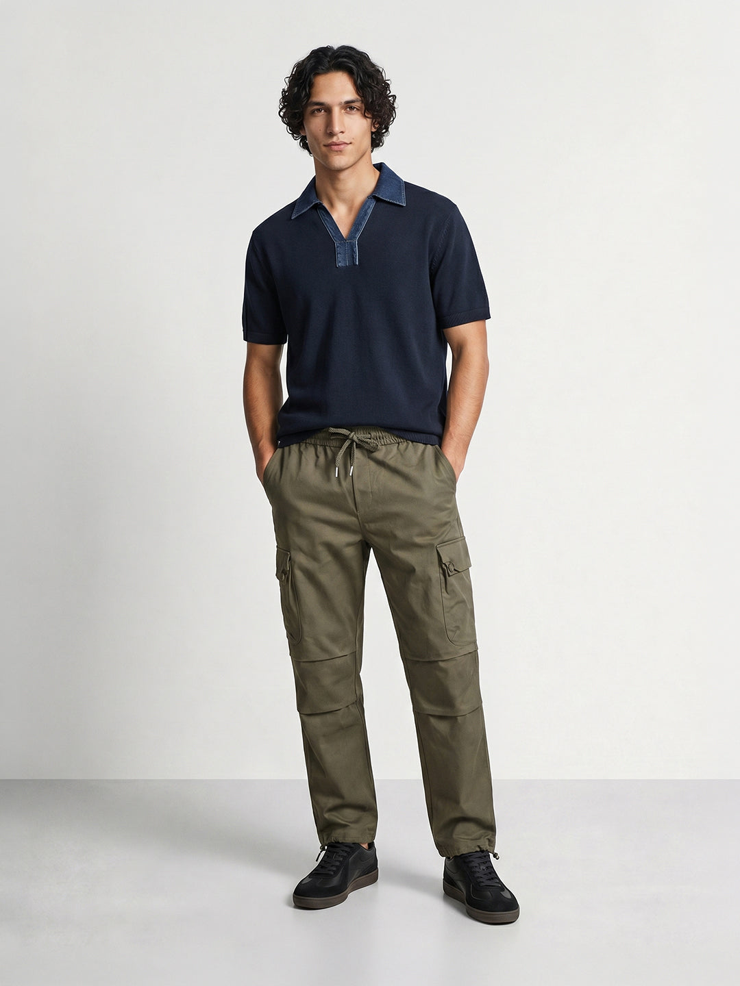 Men's Green Relaxed Fit Solid Utility Cargo