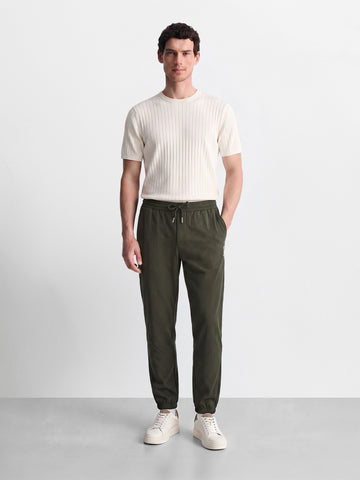 Men's Green Relaxed Fit Solid Casual Joggers