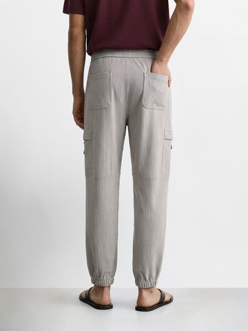 Men's Grey Relaxed Fit Solid Casual Joggers