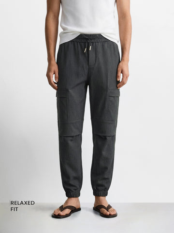 Men's Grey Relaxed Fit Solid Casual Joggers