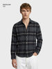 Men's Black Regular Fit Checked Casual Shirt