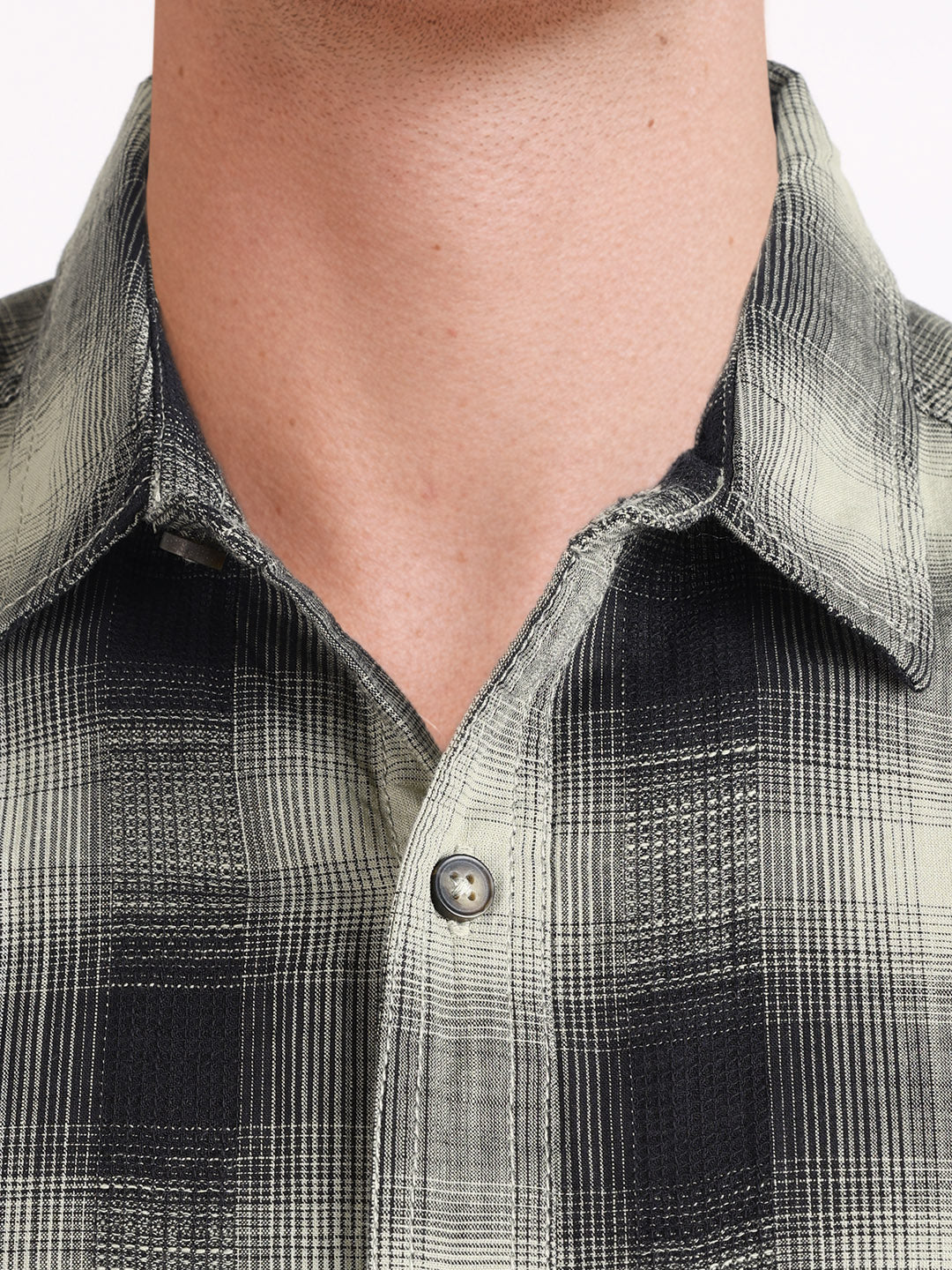 Men's Green Slim Fit Checkered Casual Shirts