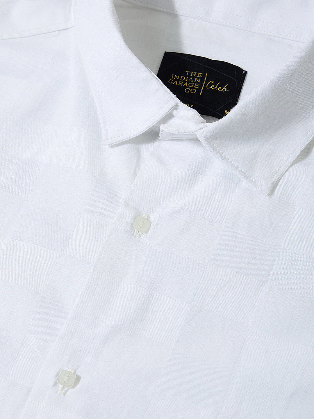 Men's White Slim Fit Solid Casual Shirt