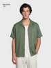 Men's Green Relaxed Fit Solid Casual Shirt
