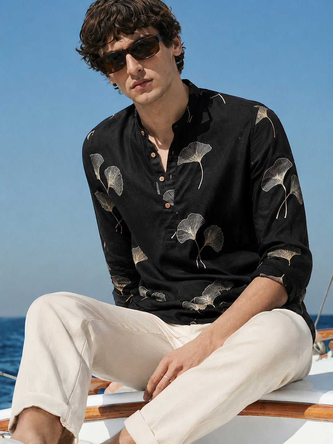 Men's Black Relaxed Fit Embroidered Casual Shirts