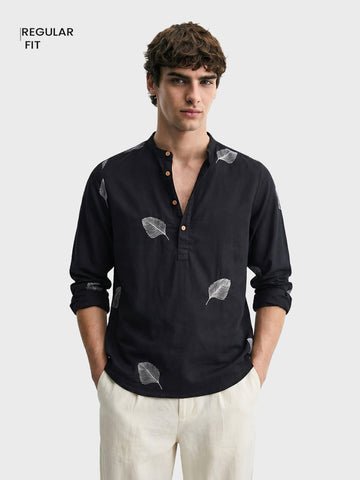 Men's Black Relaxed Fit Embroidered Casual Shirts