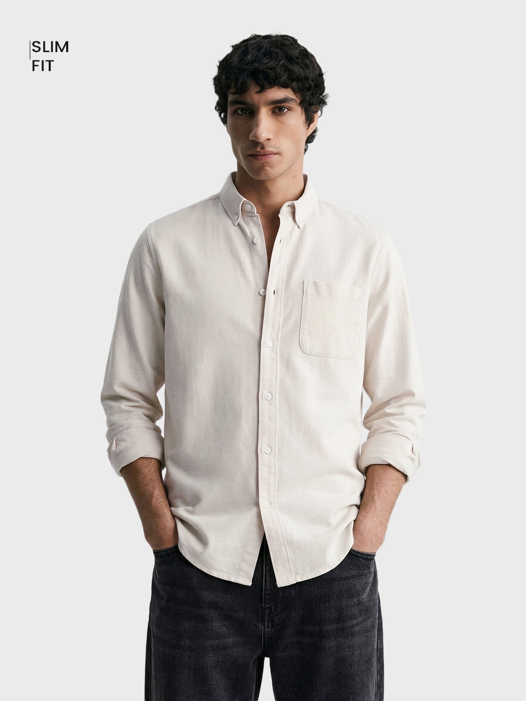 Men's Cream Slim Fit Solid Casual Shirt