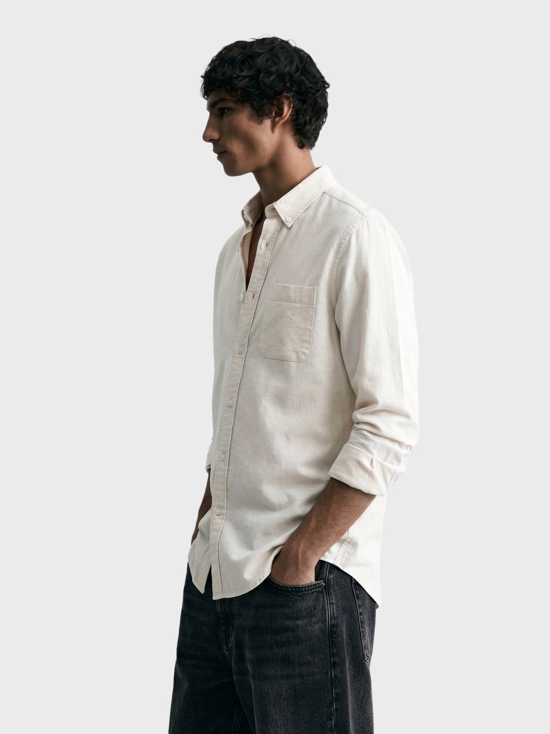 Men's Cream Slim Fit Solid Casual Shirt