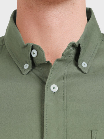 Men's Green Oversized Fit Solid Casual Shirt