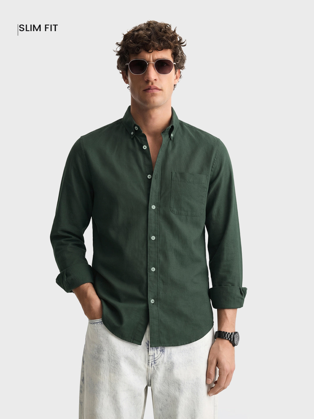 Men's Green Slim Fit Solid Casual Shirt