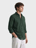 Men's Green Slim Fit Solid Casual Shirt