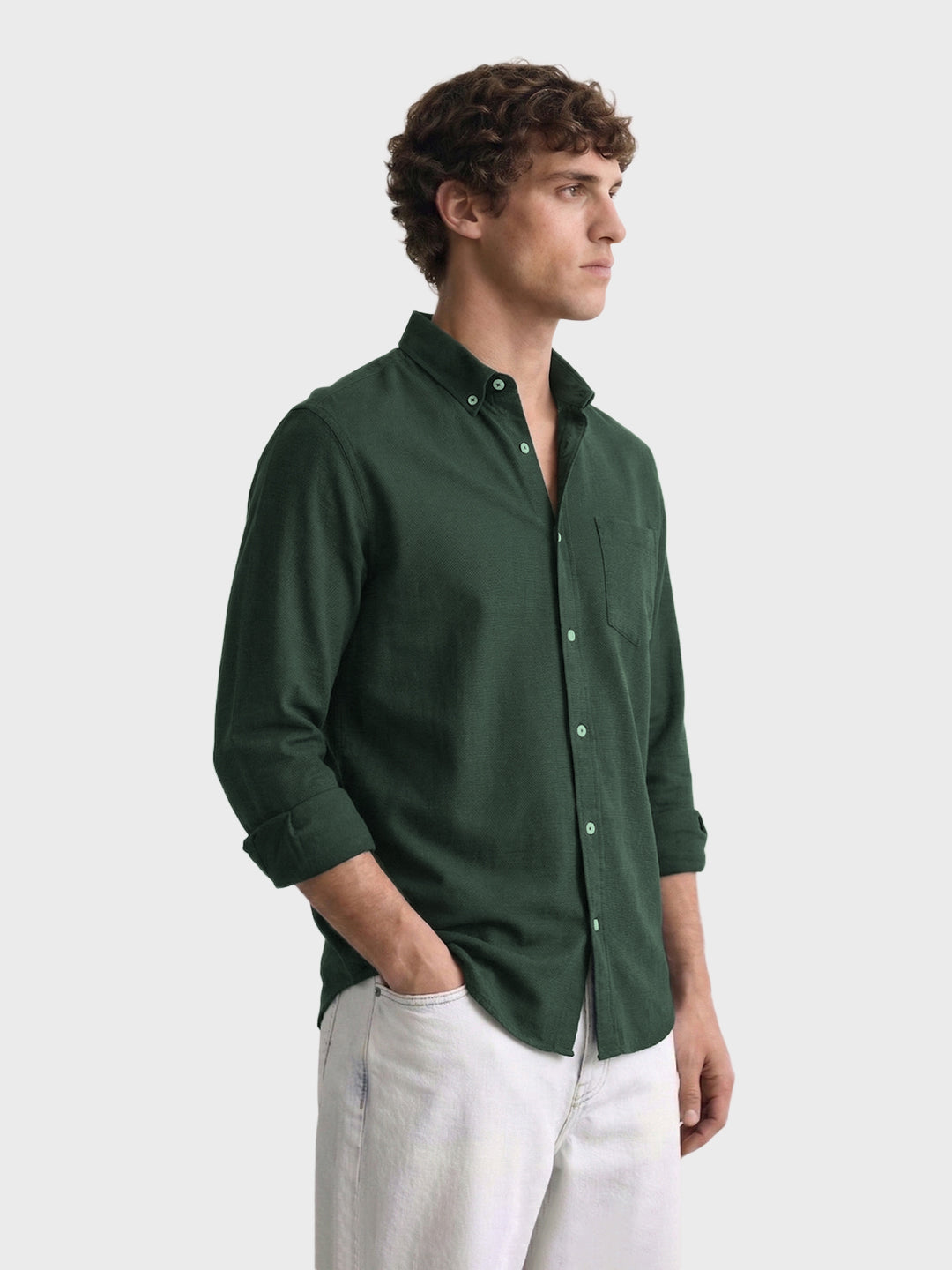 Men's Green Slim Fit Solid Casual Shirt