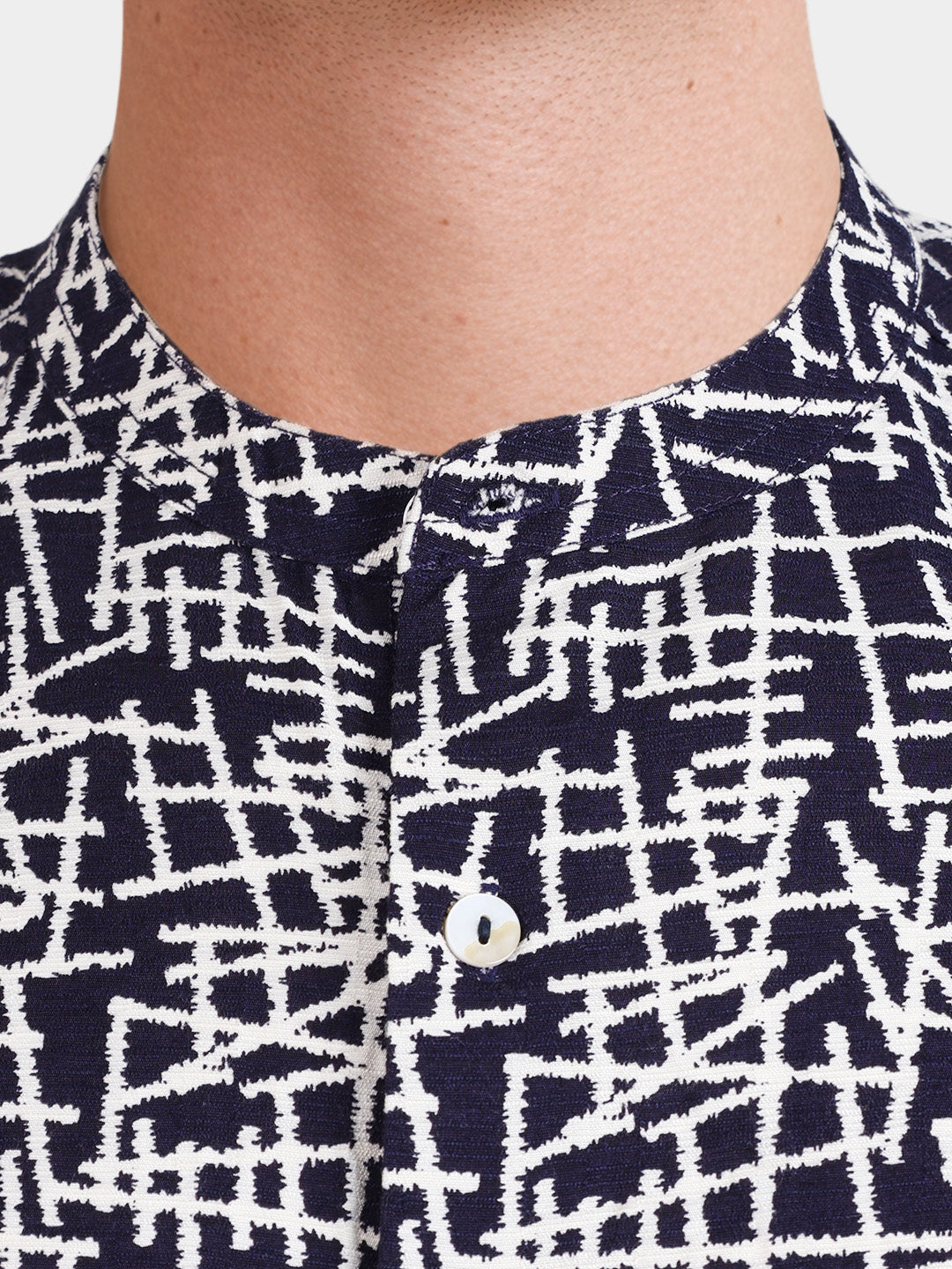 Men's Blue Regular Fit Printed Casual Shirt