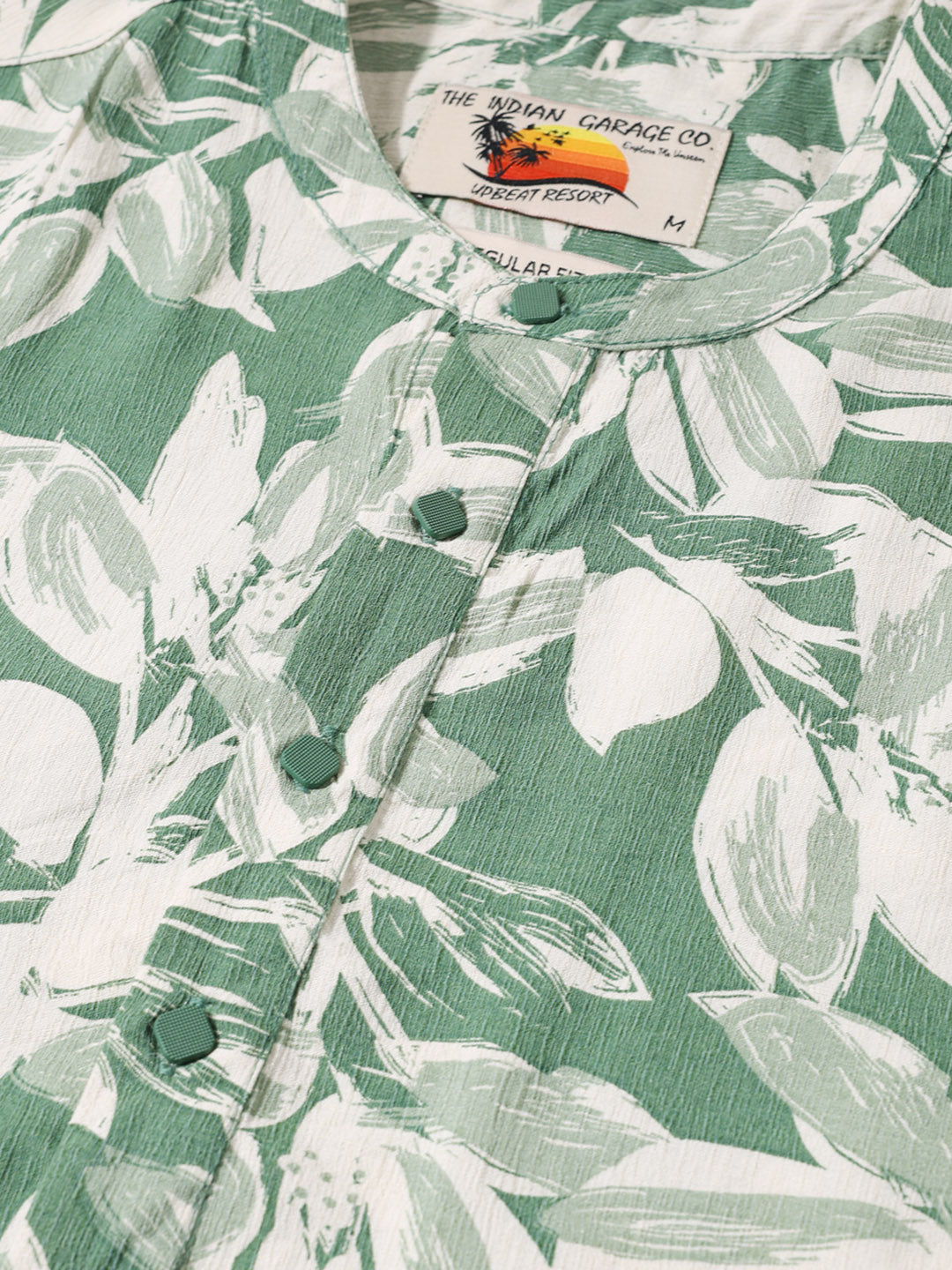 Men's Green Regular Fit Printed Casual Shirts