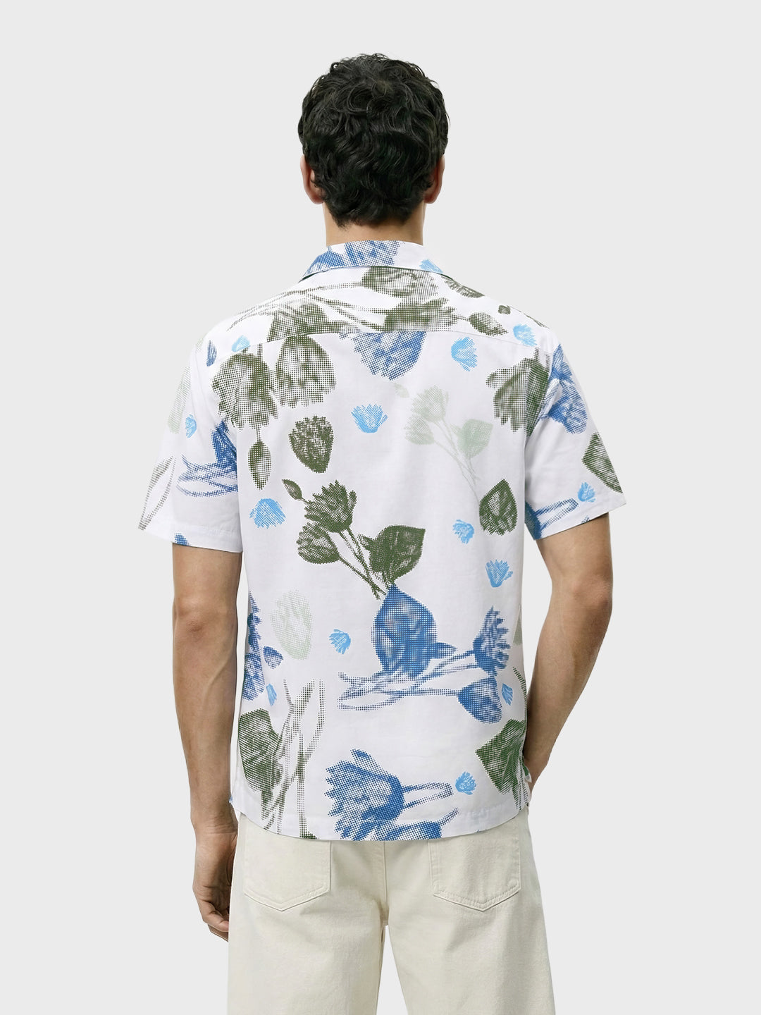 Men's White Relaxed Fit Printed Casual Shirts