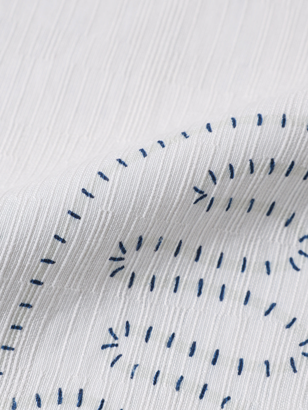 Men's White Slim Fit Printed Casual Shirt