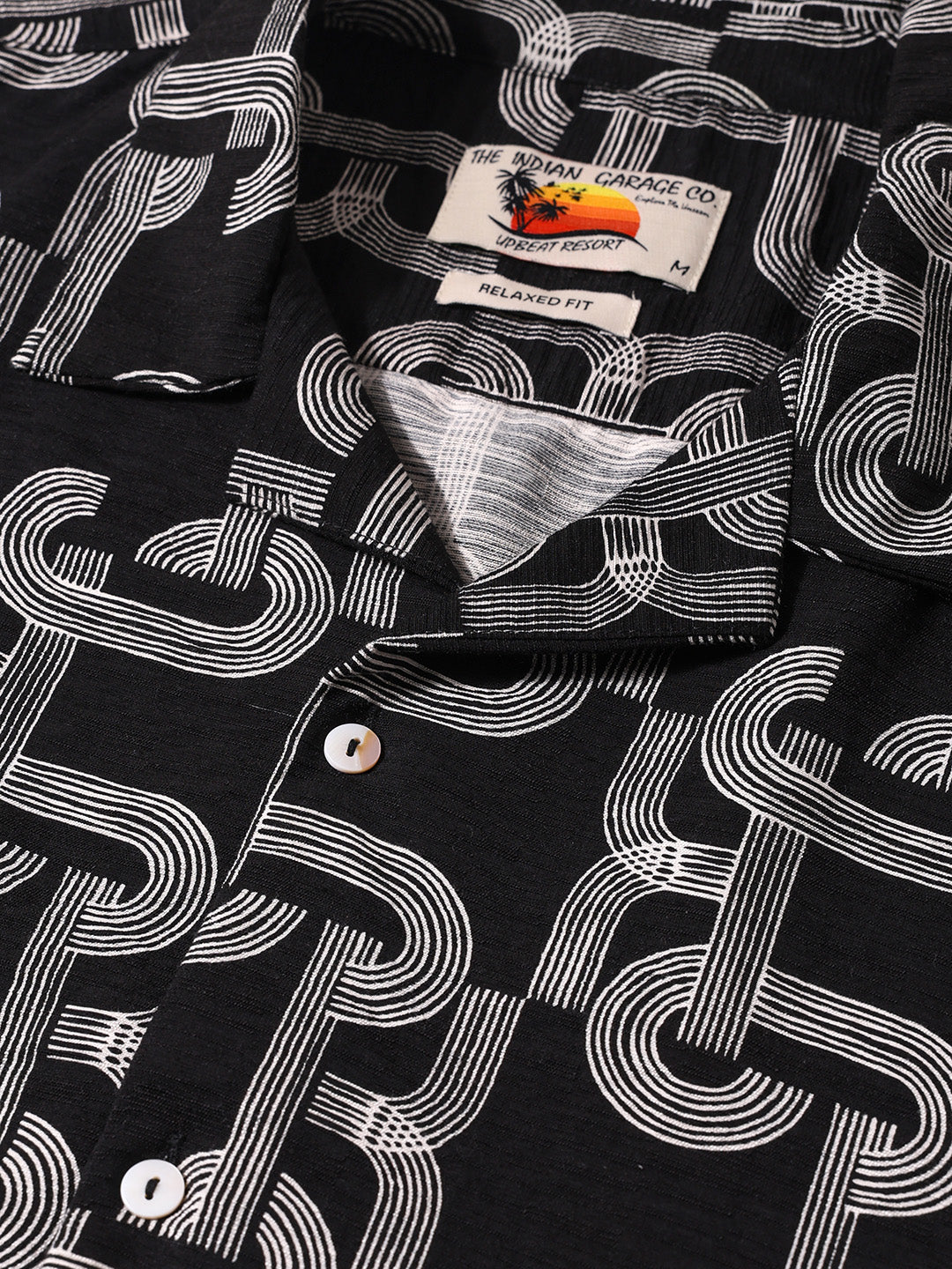 Men's Black Relaxed Fit Printed Casual Shirts