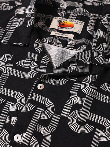Men's Black Relaxed Fit Printed Casual Shirts