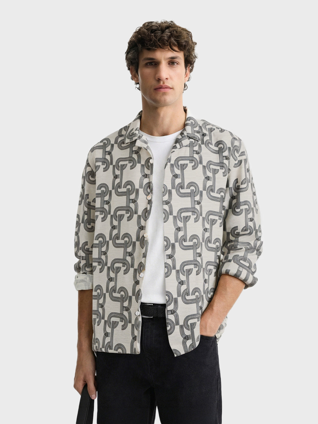 Men's Cream Relaxed Fit Printed Casual Shirts