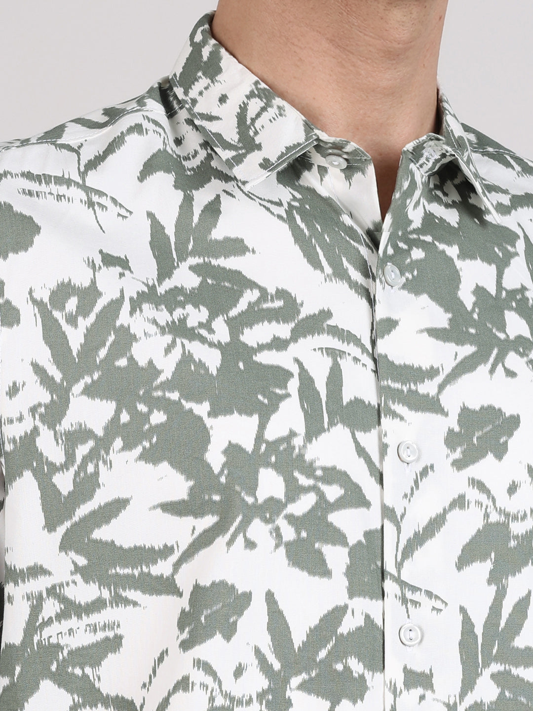 Men's Green Slim Fit Printed Casual Shirts