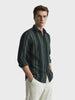 Men's Green Slim Fit Striped Casual Shirts