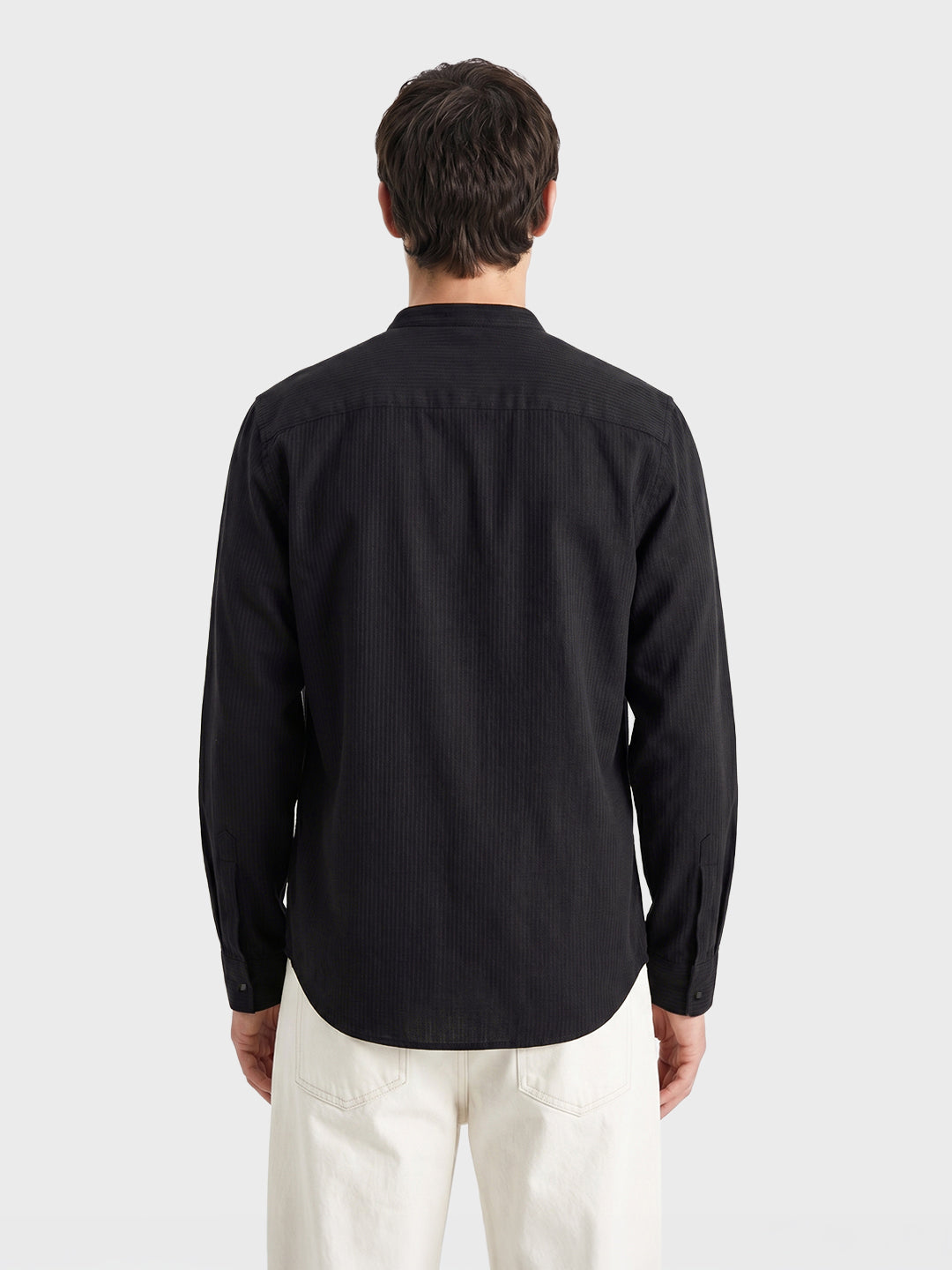 Men's Black Regular Fit Solid Casual Shirt