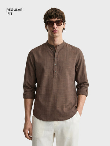 Men's Brown Regular Fit Solid Casual Shirt